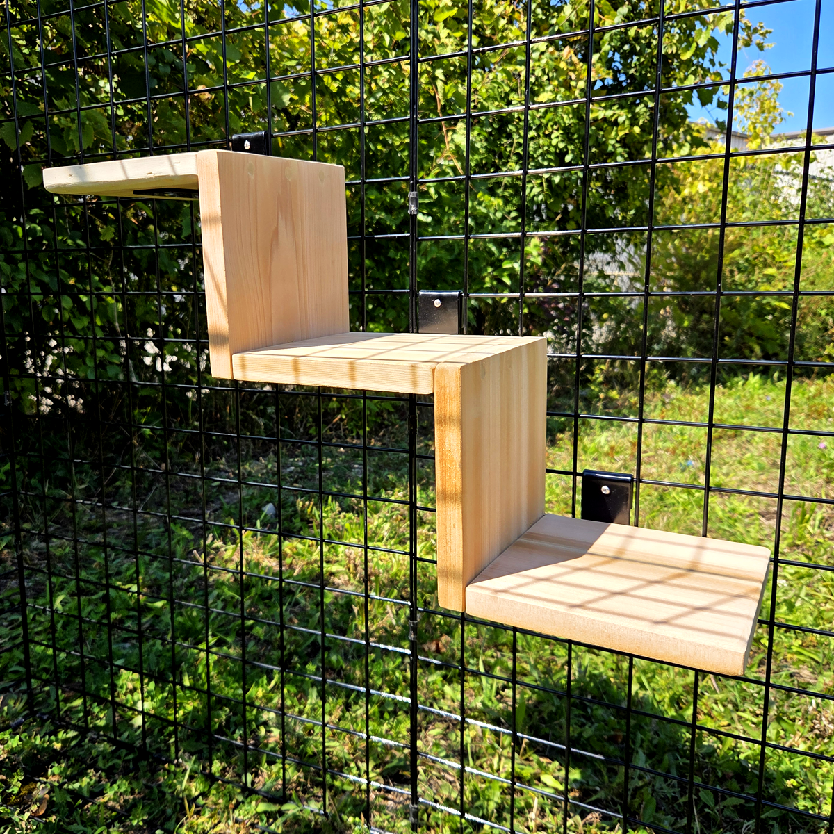 Staircase: Cedar Three Step Kit For Catios